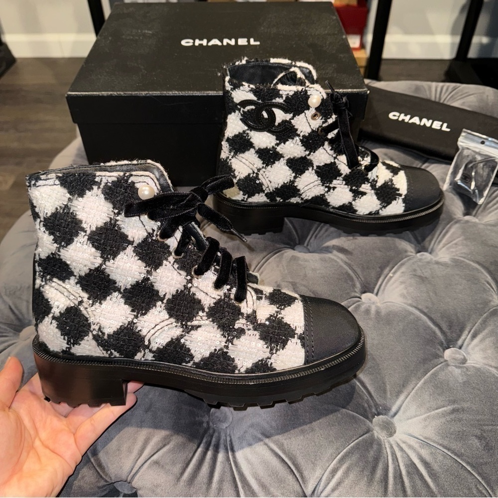 New Size 38.5 Chanel Tweed Black White Lace Up Ankle Boots